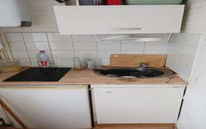 Private kitchen - Independent Studio Kitchen&Shower /Free Parking (Poitiers)