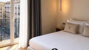 Deluxe Double Room, City View | In-room safe, desk, blackout curtains, iron/ironing board