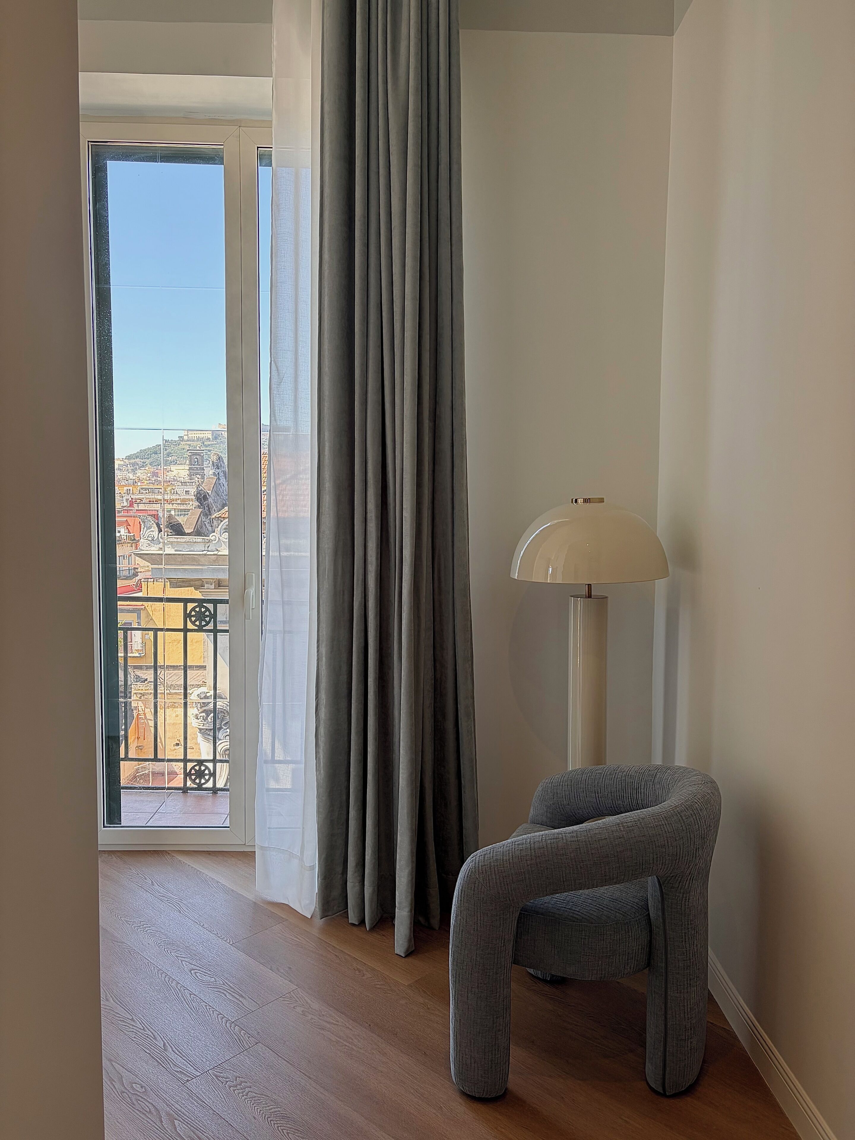 Studio Suite, City View | In-room safe, desk, blackout drapes, iron/ironing board