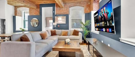 Apartment, 2 Bedrooms | Living area