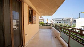 Apartamento Signature, 2 habitaciones, cocina, vistas a la montaña | Balcón