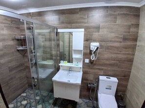 Standard Double or Twin Room, Balcony, Garden View | Bathroom | Shower, free toiletries, hair dryer, towels - Quba Qala Resort (Quba)