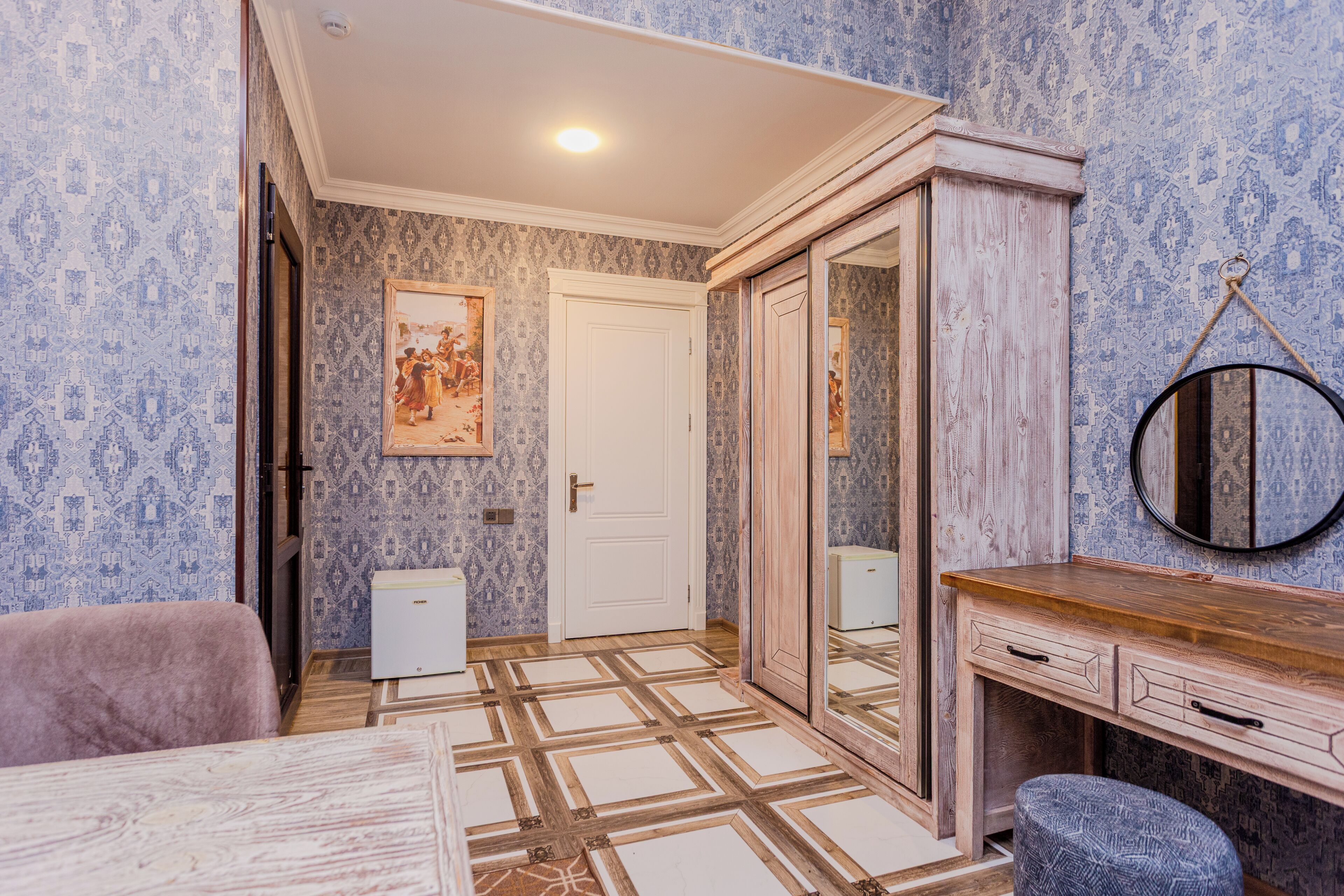 Premium bedding, minibar, free WiFi, bed sheets