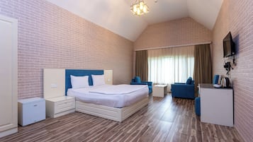 Ropa de cama de alta calidad, minibar, wifi gratis y ropa de cama