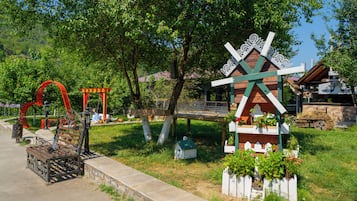 Área de juegos infantiles al aire libre
