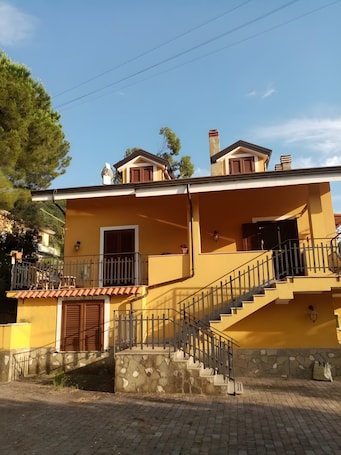 Exterior. La Grande Quercia, relaxation in the heart of Cilento