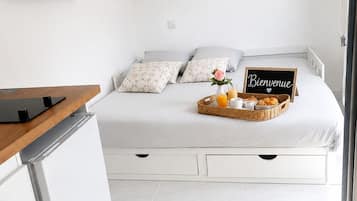 1 chambre, accès Internet, draps fournis