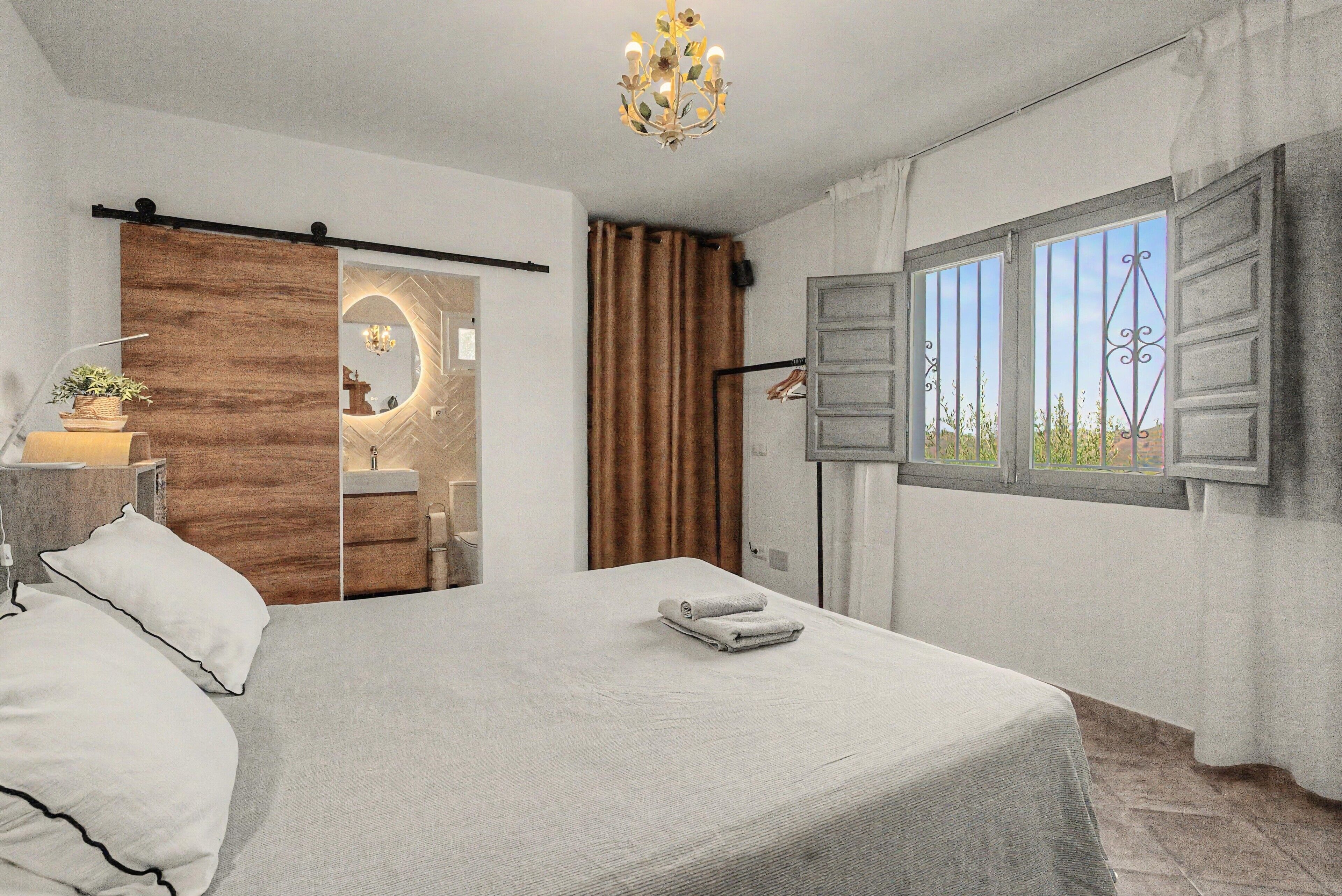 1 chambre, fer et planche à repasser, Wi-Fi, draps fournis