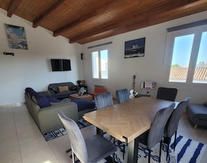 Interior - Apartment in the heart of the village of Saint-Denis-d'Oléron. (Saint-Denis-d'Oléron)