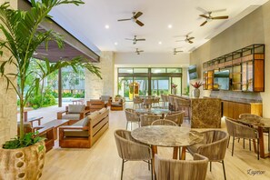 Dining - Spacious and luxurious 4-bedroom house Playa del Carmen with AC (Playa del Carmen)