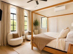 Room - Spacious and luxurious 4-bedroom house Playa del Carmen with AC (Playa del Carmen)