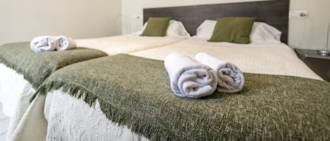 Iron/ironing board, internet, bed sheets