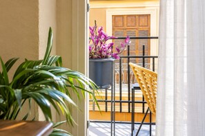 Interior - GuestReady - Art Lovers with balcony Malaga Center (Málaga)