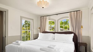 Ocean room 4 | Truy cập Internet không dây miễn phí, bộ trải giường 
