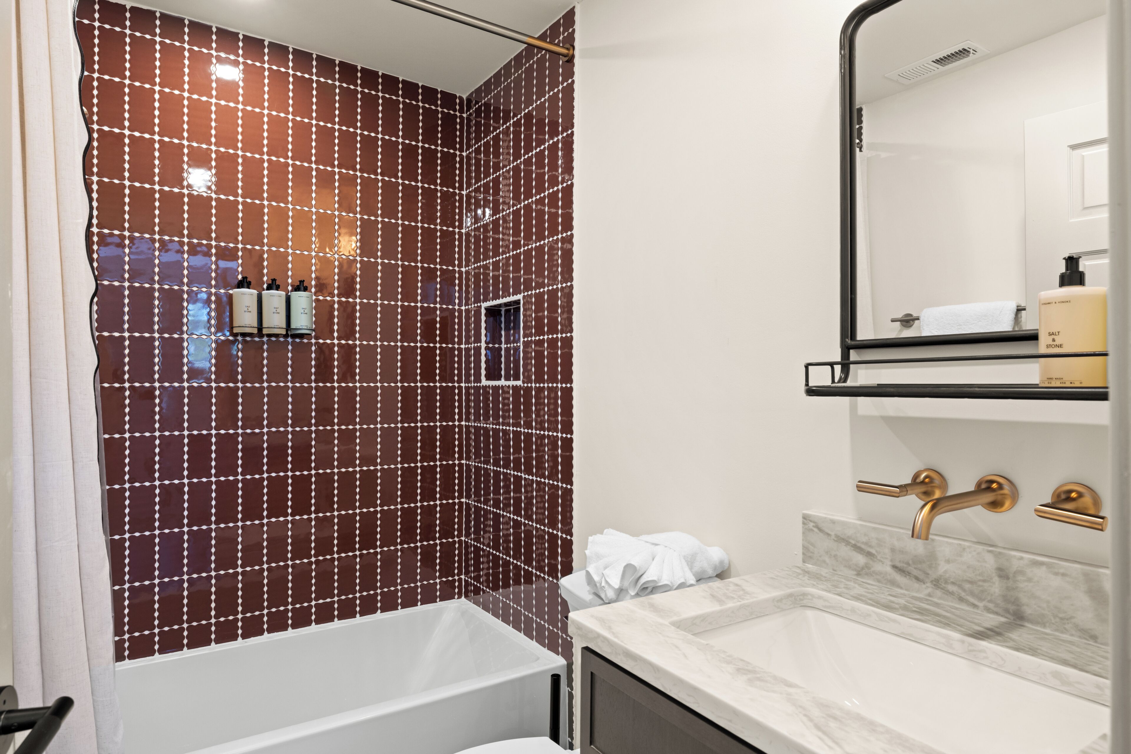 Inlet room 7 | Bathroom