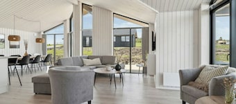 Maison neuve avec sauna près de la plage à Møn