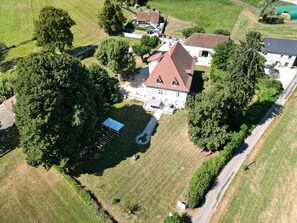 Exterior - Tower Room — Medieval Suite, 40 m² (Saint-Albin-de-Vaulserre)