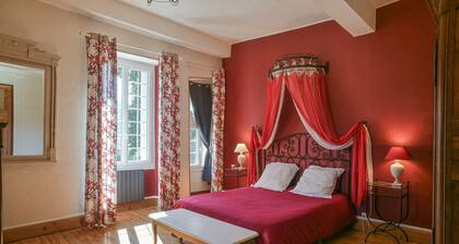 Chambre d’hôtes « Chambre du Parc » : vue montagne, terrasse partagée, Wi-Fi