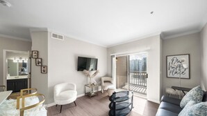 Unclassified image, 2 of 11, button - Houston Lakeside Living (Houston)