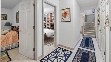 4 chambres, fer et planche à repasser, Wi-Fi, draps fournis