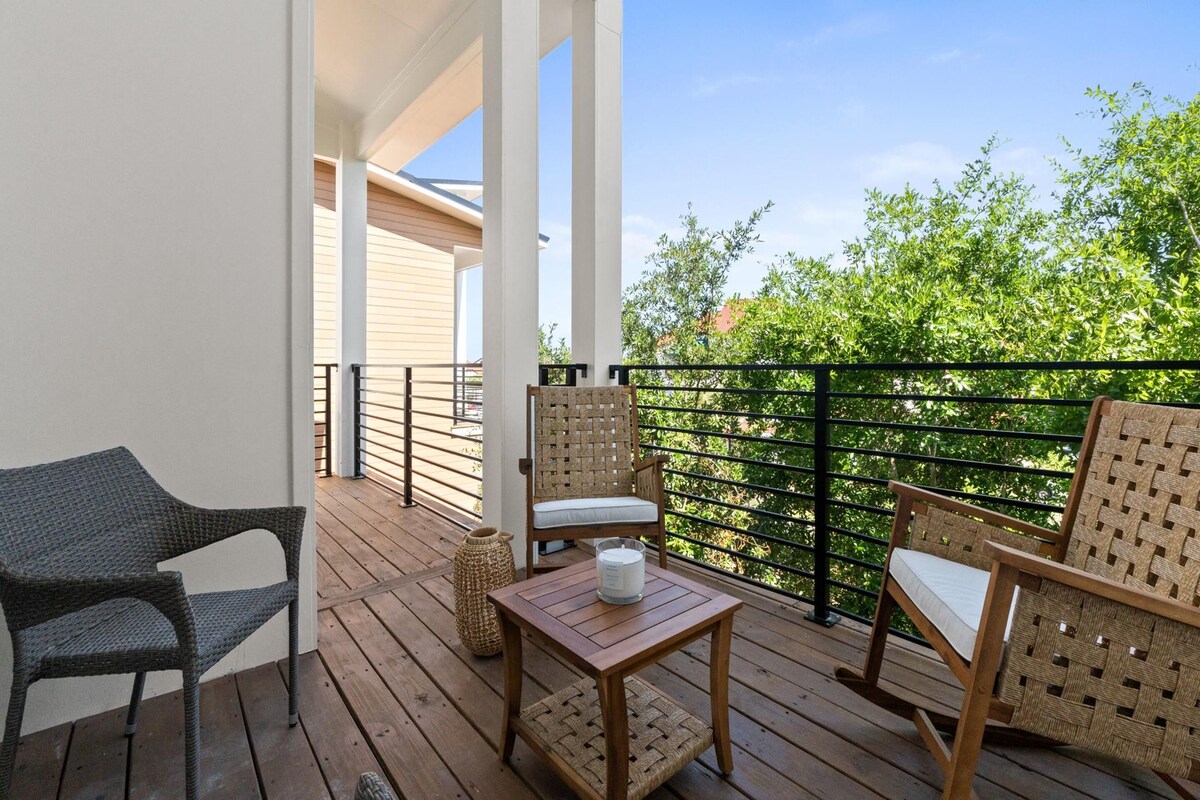 Studio (3 Bedrooms) | Bagian depan properti