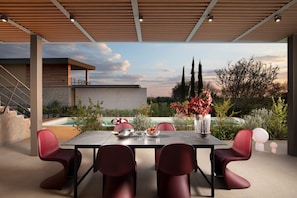 Outdoor dining - Villa Puerto de Luz (Vodnjan)