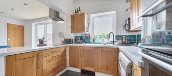 Sea Palling 2 bed /2 Bath Beach Apartment Sleeps 4