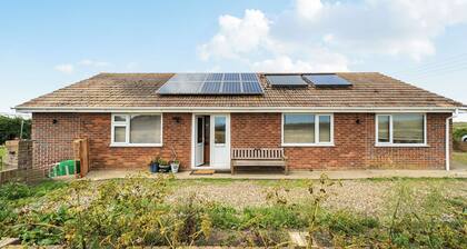 Sea Palling 2 bed /2 Bath Beach Apartment Sleeps 4