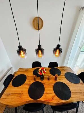 Dining - Vrbo Property (Bremen)