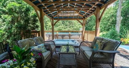 La-Datcha Cottage,Hot Tub,Sauna,Pool,20 AcresLand