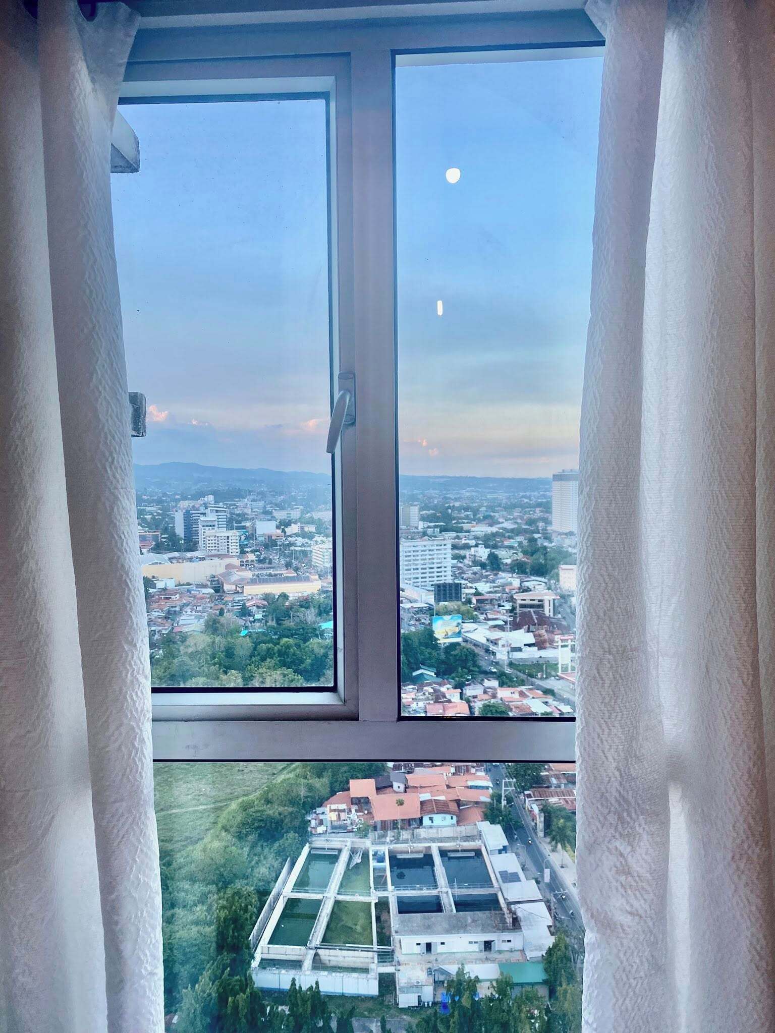 Condo phong cách cổ điển, quang cảnh núi | Nội thất