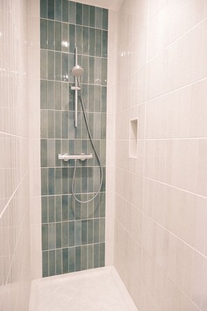 Bathroom - La Deminette – Votre Parenthèse Bourguignonne (Demigny)