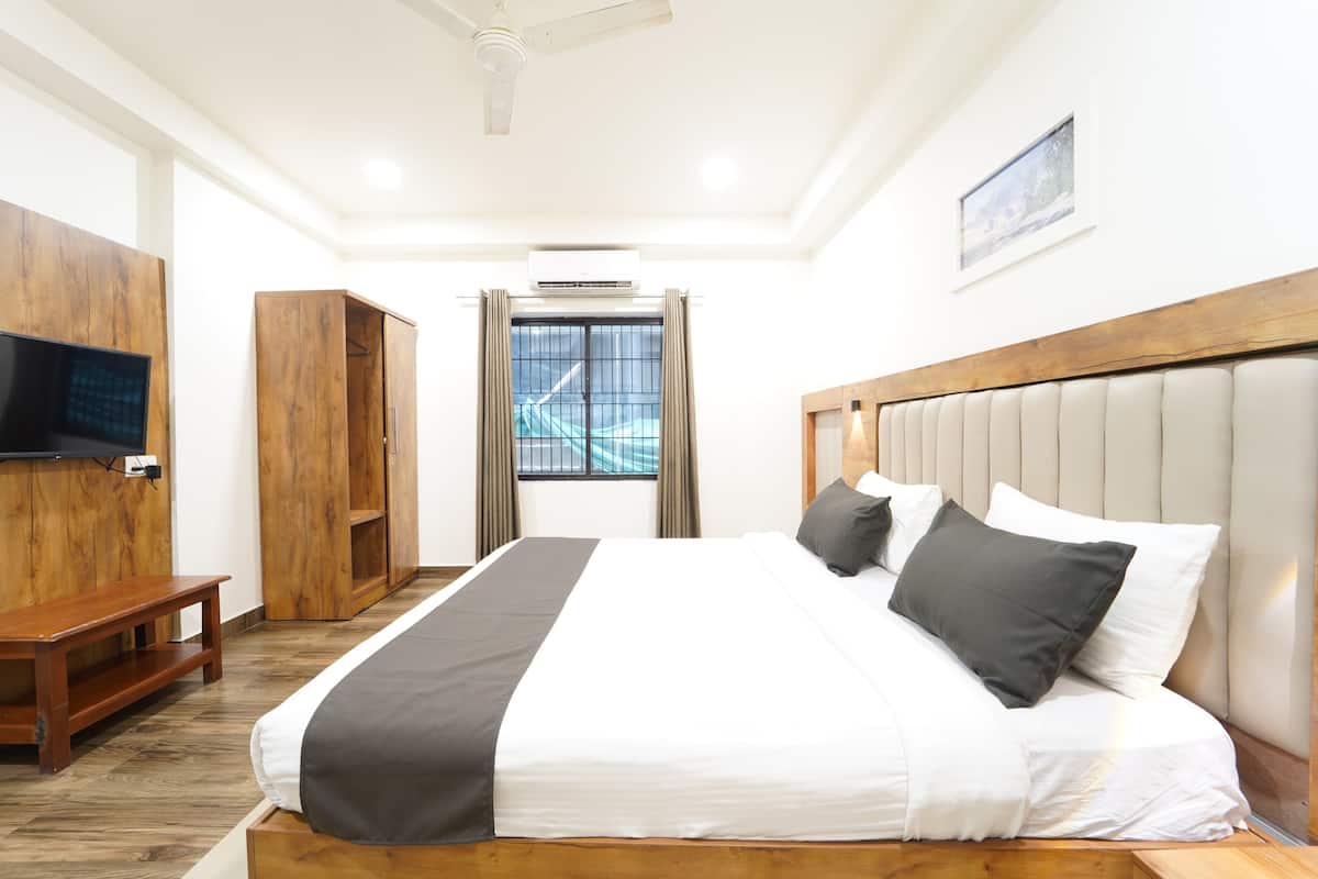 Deluxe Room, City View | Ruang kerja komputer riba, Wi-fi percuma 
