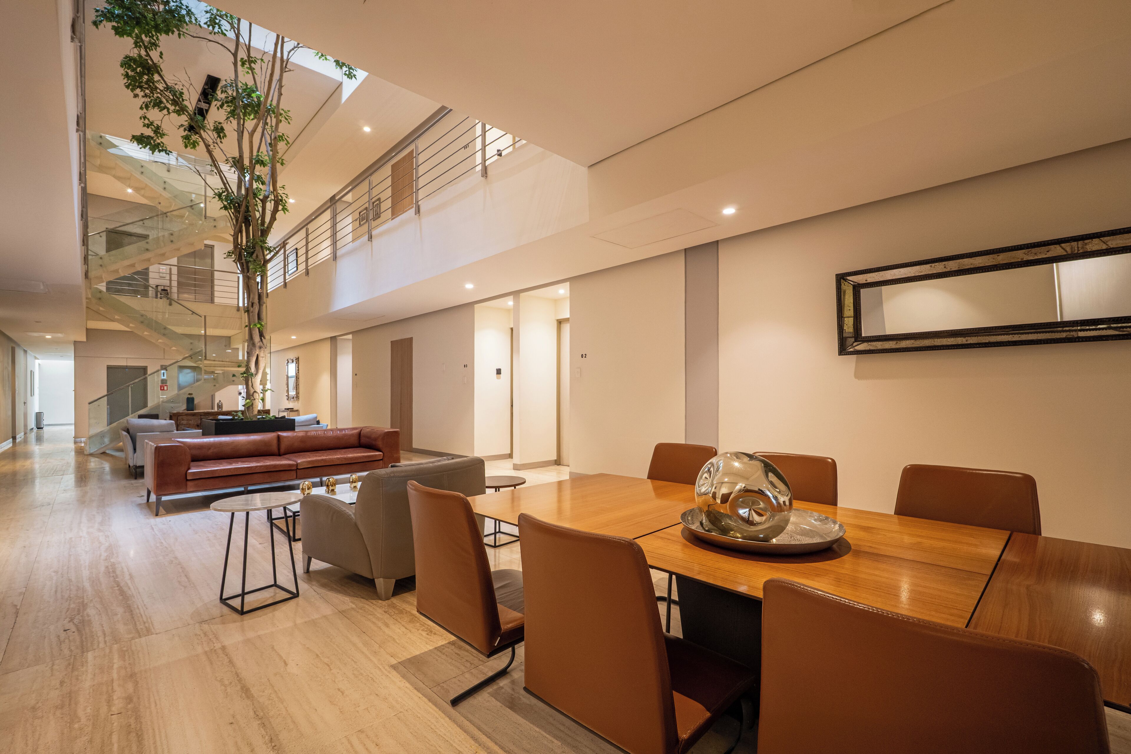 Departamento clásico, balcón, vista a la ciudad | Restaurantes