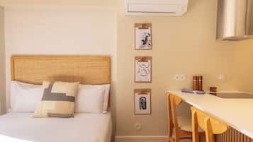 Appartamento Comfort, non fumatori, vista città | Bagno | Doccia, asciugacapelli, asciugamani, sapone
