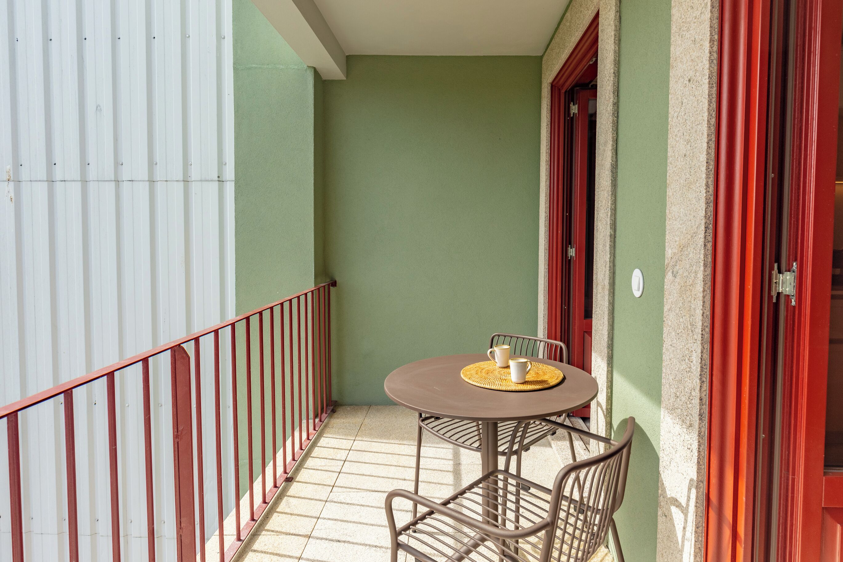 Apartament Comfort, 1 dormitori, pati, vistes a la ciutat | Escriptori, espai de treball apte per a portàtils i wifi gratuïta 