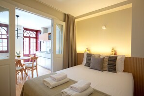 Departamento Confort, balcón, vista a la ciudad