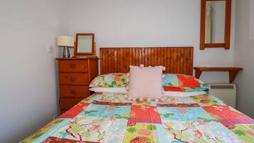 1 bedroom, WiFi (free), individually decorated, individually furnished