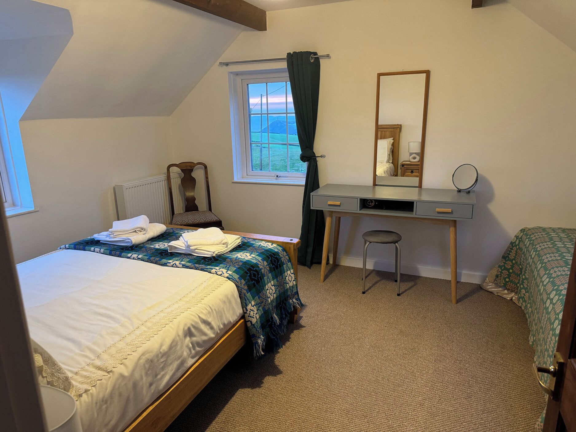 3 bedrooms, WiFi (free), individually decorated, individually furnished