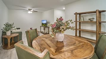 Condo, Multiple Beds (The Ruby 101) | Dining