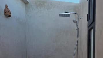 Comfort Double Room, Patio, Pool View | Bathroom