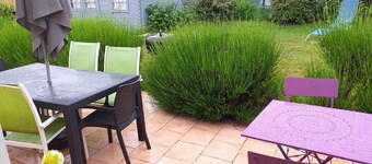 Modern Cottage near Blois Chambord with Private Terrace, Garden, and Wi-Fi