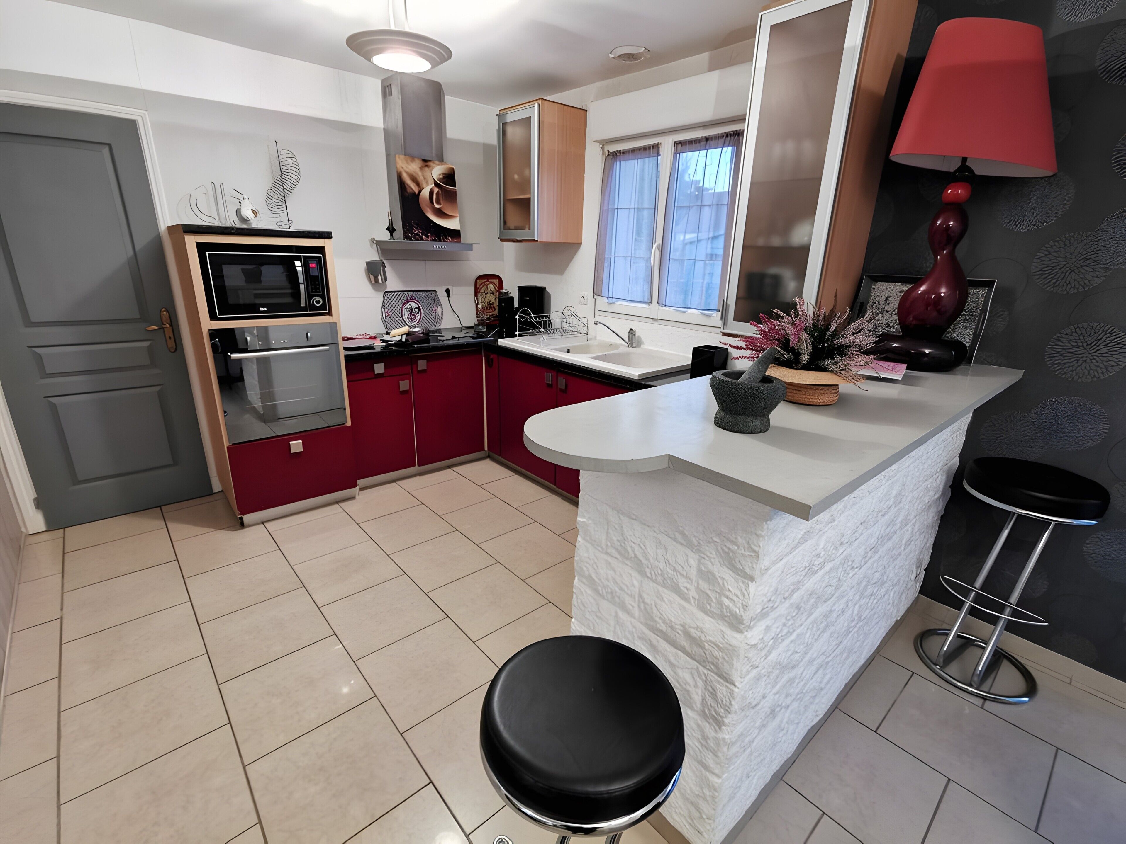 Refrigerador, microondas, horno, placa de cocina