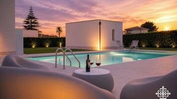 Villa de lujo, vistas al jardín | Piscina