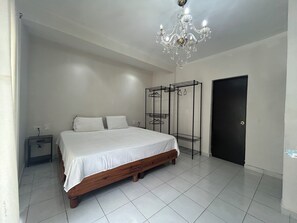 Iron/ironing board, internet, bed sheets