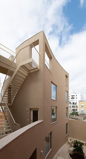 Hus