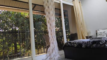 Deluxe Single Room, Balcony | Free WiFi