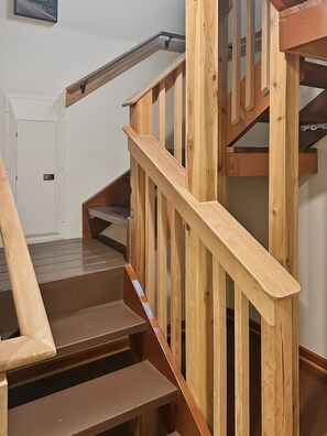 Interior - 2 Homes Waterfront Lakeview Estate Sleeps 12 Private Beach Olympic National Park (Amanda Park)