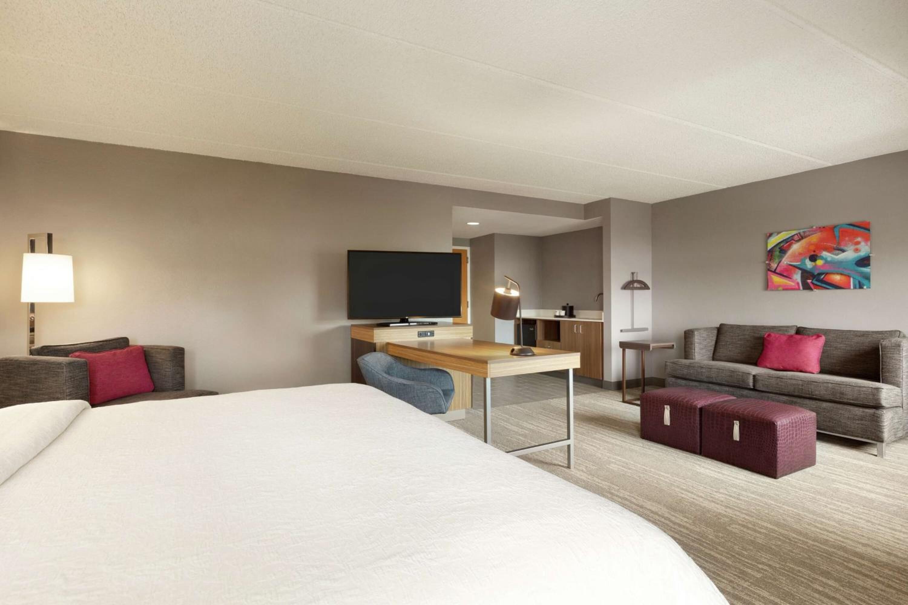 2 Perfect Stay For Families Visiting Texas Golf Studio  6.4 Miles | Pets Ok - Houston, TX