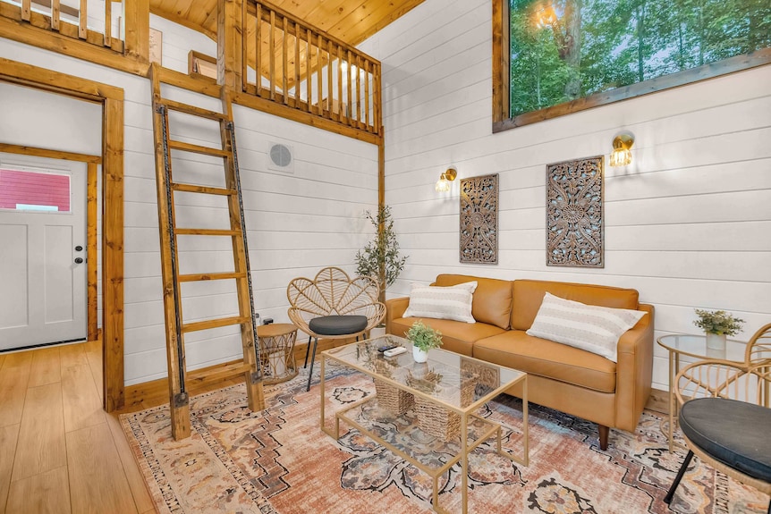 3 Cabins, Sleeps 18 - Private Hot Tubs, Near Chatt - Chattanooga, TN